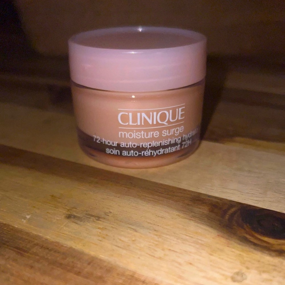 Clinique 72H moisture lipid repair